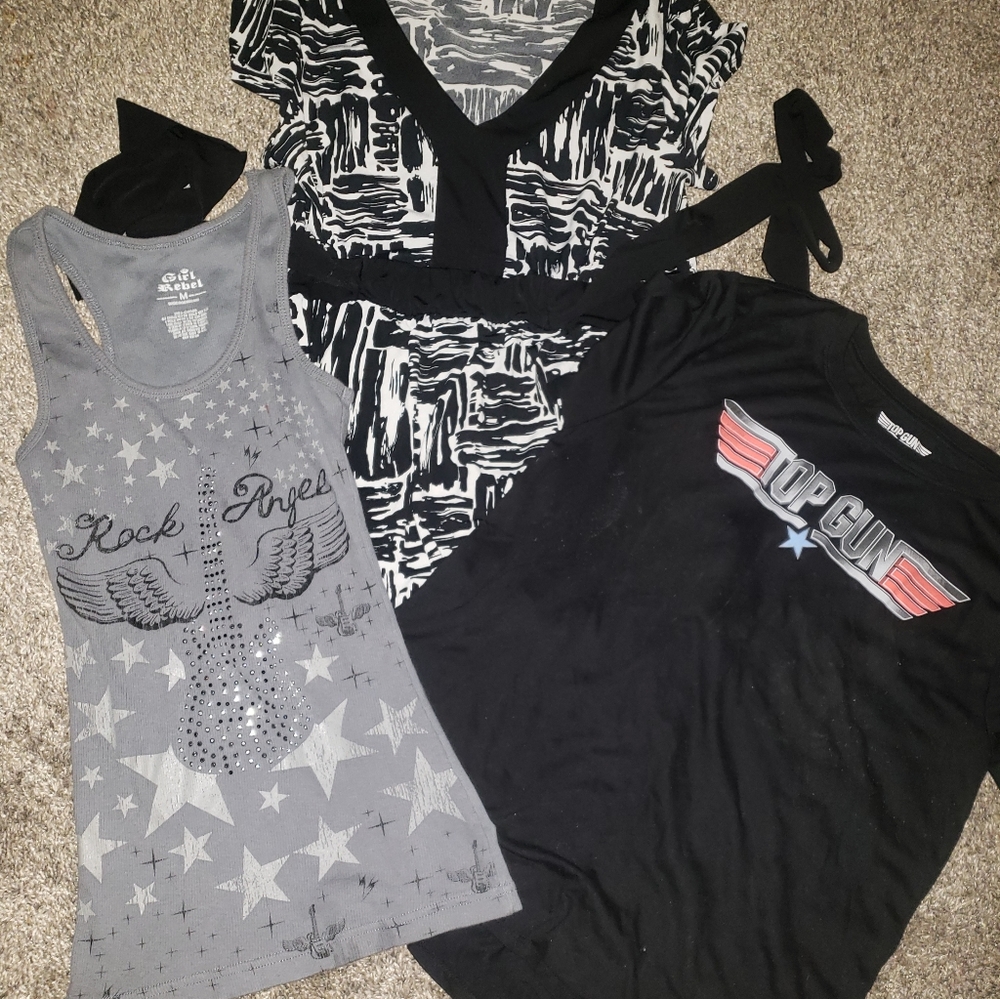 Ladies tops 3 pc Lot